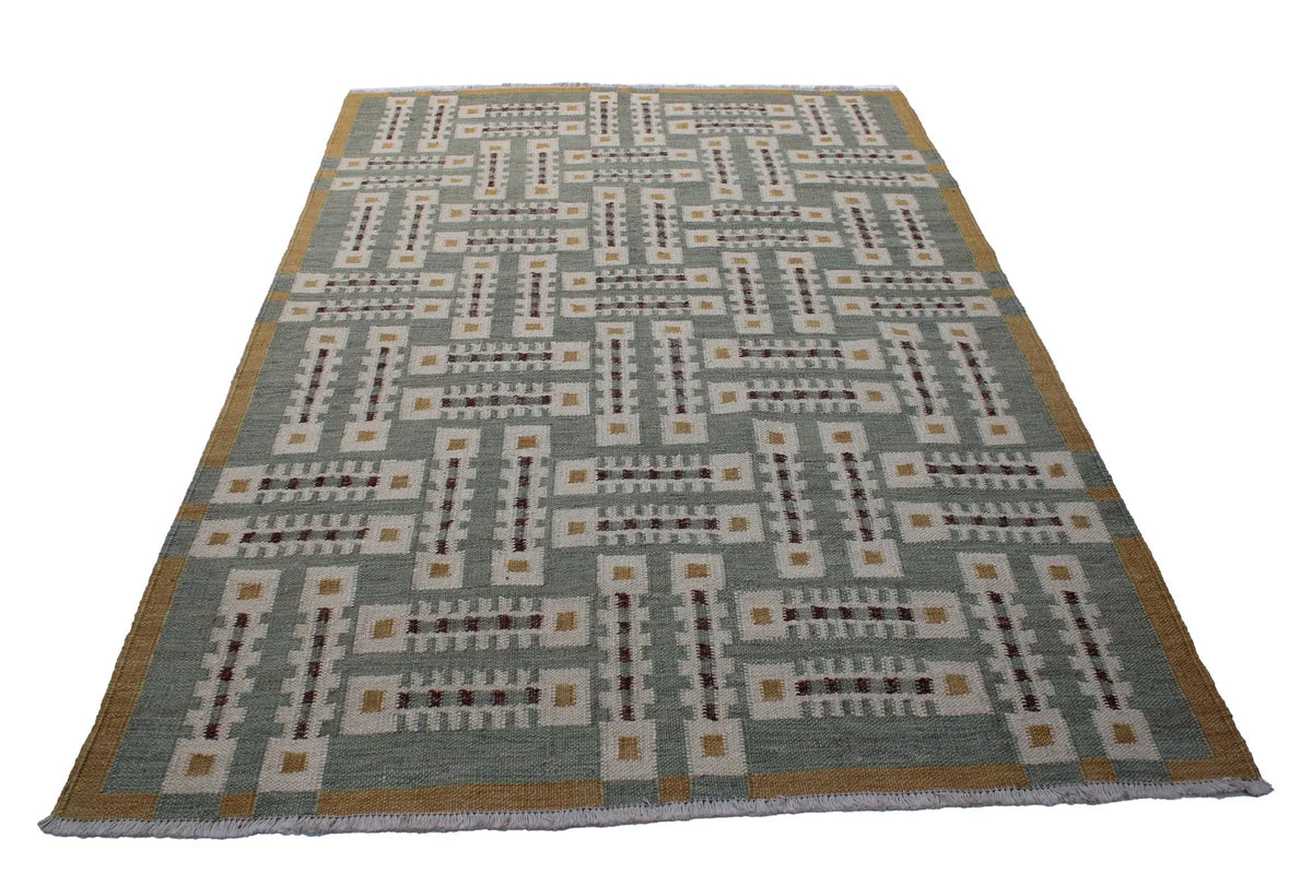 Handwoven Geometric Kilim Rug – Sage Green & Ivory Scandinavian Flatweave Carpet